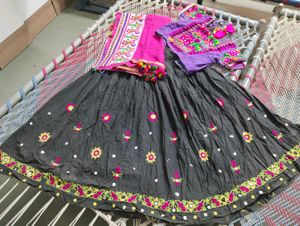 navratri hand work Embroidered Choli