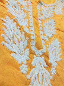 💛Vibrant Yellow Chikankari Kurta🤍