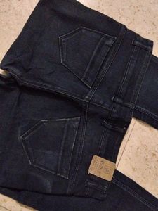 Classic High-Waisted Skinny Jeans
