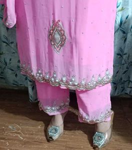 Beautiful Pink Embellished Kurta Set