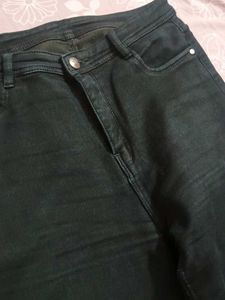 Jeans For Women Available At Lower Price