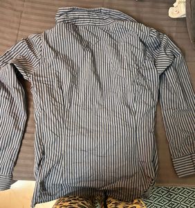 Y2K Blue Striped Waist-Fitted Shirt🌀