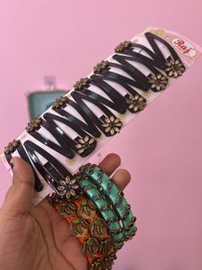 12 Decorative Hair Clips & Bangles