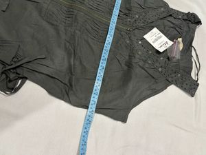 Sleeveless Embellished Zip-Up Tunic