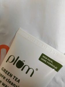 Plum green tea face wash