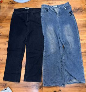 Bundle of 2 Pairs jeans