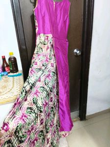 Elegant Pink Anarkali Dress used once  sleeve