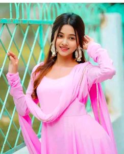 Pink Kurta Set & Dupatta