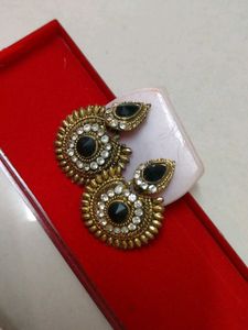 Elegant Jhumka Earrings Set