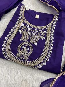 Elegant Purple Kurta Set with Embroidery