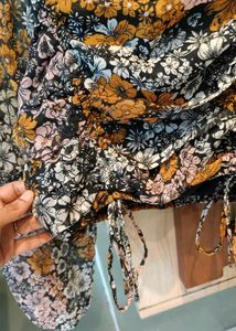 Floral Ruched Crop Top