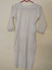 White Embroidered Kurta