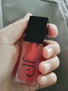 E.l.f. Lip Gloss sealed fresh new