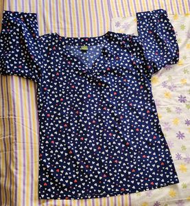 Heart printed Top - L Size