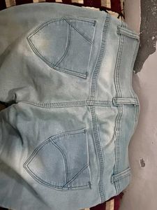 2. Blue colour jeans