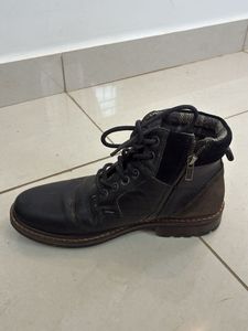 Men's Black Leather Lace-Up Boots