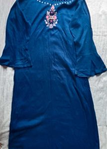 PRICE DROP🚨Navy Blue Floral Embroidery Kurti