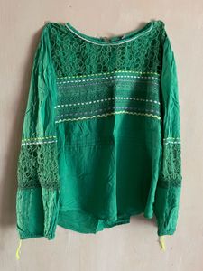 Beautiful Green Lace Top