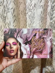 Minara Rose Gold Eyeshadow Palette