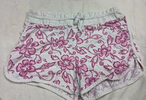 💛 Floral Print Lounge Shorts