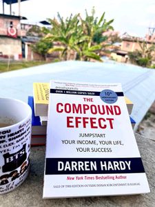 🆕The Compound Effect Book Paperback By Darren Ha