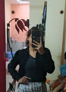 Cozy Black Zip-Up Hoodie
