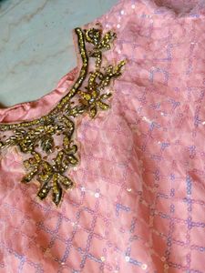 🌸✨ Pink Gown — Elegance in Every Detail ✨🌸