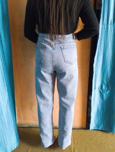 🤍🩵Waist:-30 Light Wash Jeans - Trendy Denim🩵🤍
