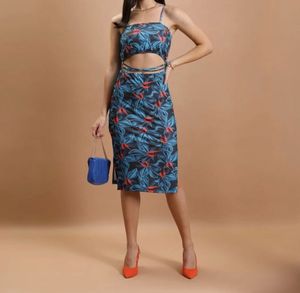 Chic Floral Cut-Out Midi Dress