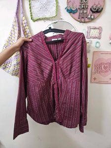 Chic Striped V-Neck Blouse