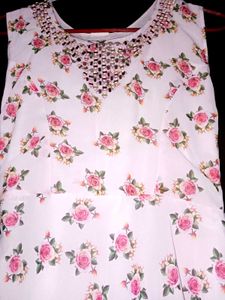 Elegant Floral Kurta Set with oreganza  Dupatta