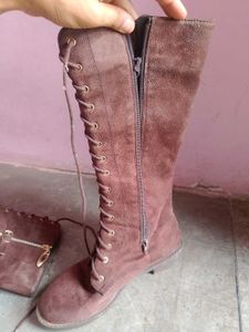 long boots 🥾