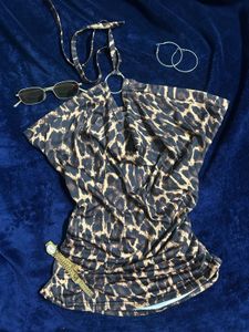 Chic Leopard Print Halter Top