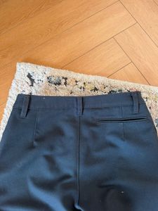Uniqlo Classic Dark Green Ankle Length Trousers