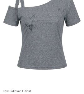 Savana Bow pullover tshirt