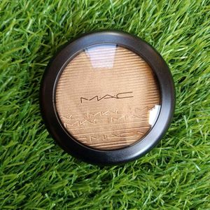 MAC Extra Dimension Skinfinish