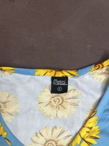 Blue Sunflower Print Ruched Crop Top