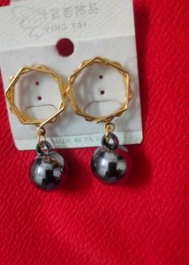Drop Dot Stylish Ear Ring (Studs)