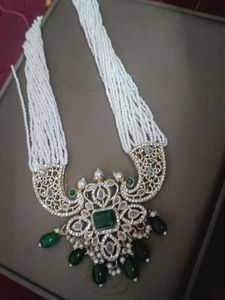 Elegant White pearl Necklace with Emerald Pendant