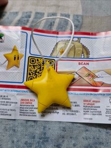Kinder Joy Star Super Mario