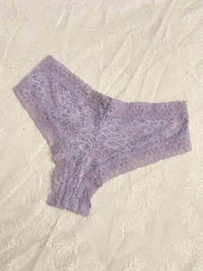Victoria's Secret Lace Cheeky Panty 🎀🦢