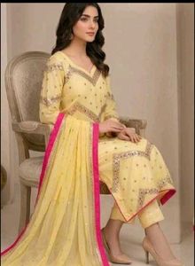Elegant Yellow Pakistani Dress