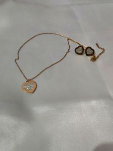 Anti Tarnish Earrings And Neckpiece Set