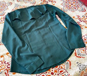 Elegant Teal Button-Up Blouse