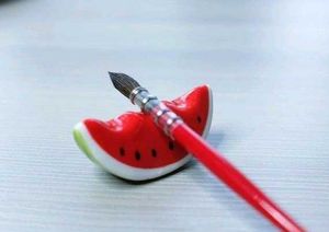 clay brush holder