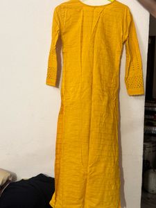 Yellow Kurta with Crane Embroidery