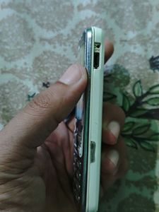 Samsung c3322i