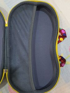 Vibrant Polka Dot Travel Bra Organizer