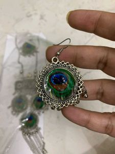 Peacock Feather Necklace &amp; Earrings Set