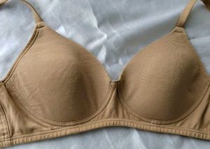 brand new (Amante)Comfortable Everyday Bra